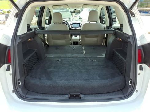 Used 2018 Ford C-MAX Titanium w/ Equipment Group 301A FWD image 7