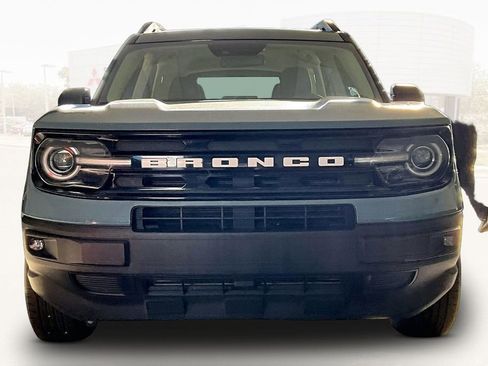 Used 2022 Ford Bronco Sport Outer Banks w/ Tech Package AWD/4WD image 2