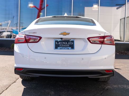 Used 2024 Chevrolet Malibu LT FWD image 8