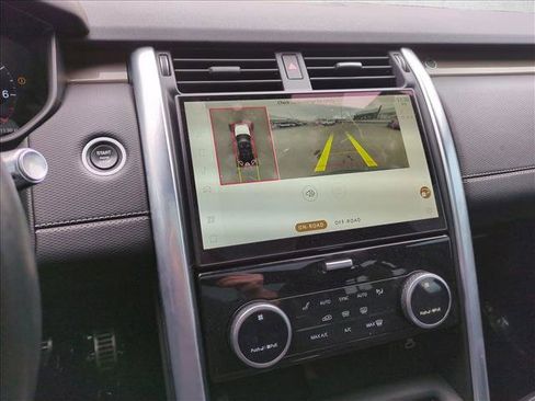 Used 2021 Land Rover Discovery S R-Dynamic image 14