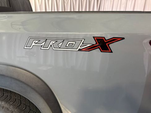 Used 2022 Nissan Frontier Pro-X w/ Technology Package RWD image 12