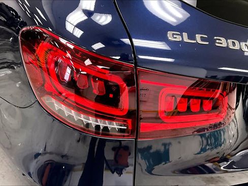 Used 2022 Mercedes-Benz GLC 300 4MATIC image 28