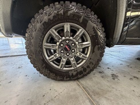 New 2026 GMC Sierra 1500 AT4X image 17