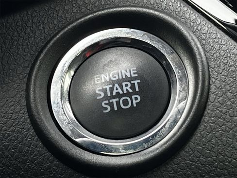 Used 2021 Toyota C-HR Limited image 19