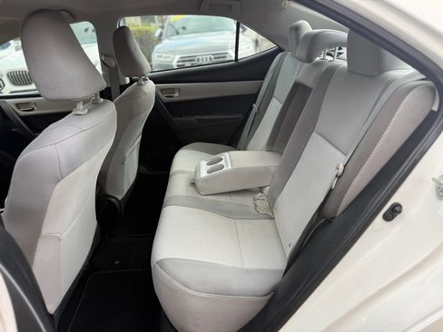 Used 2017 Toyota Corolla LE w/ Carpet Mat Package (TMS) FWD image 16