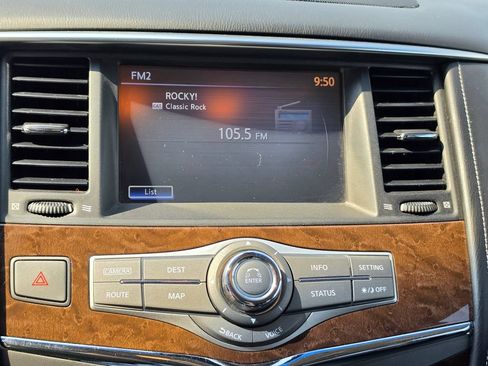 Used 2017 INFINITI QX80 4WD w/ All Season Package image 22