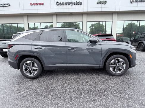 Used 2025 Hyundai Tucson SEL FWD image 4