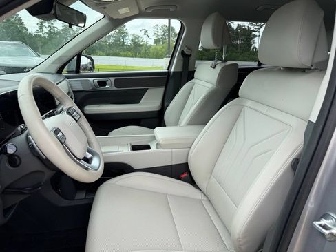 Certified 2025 Hyundai Santa Fe SEL FWD image 10