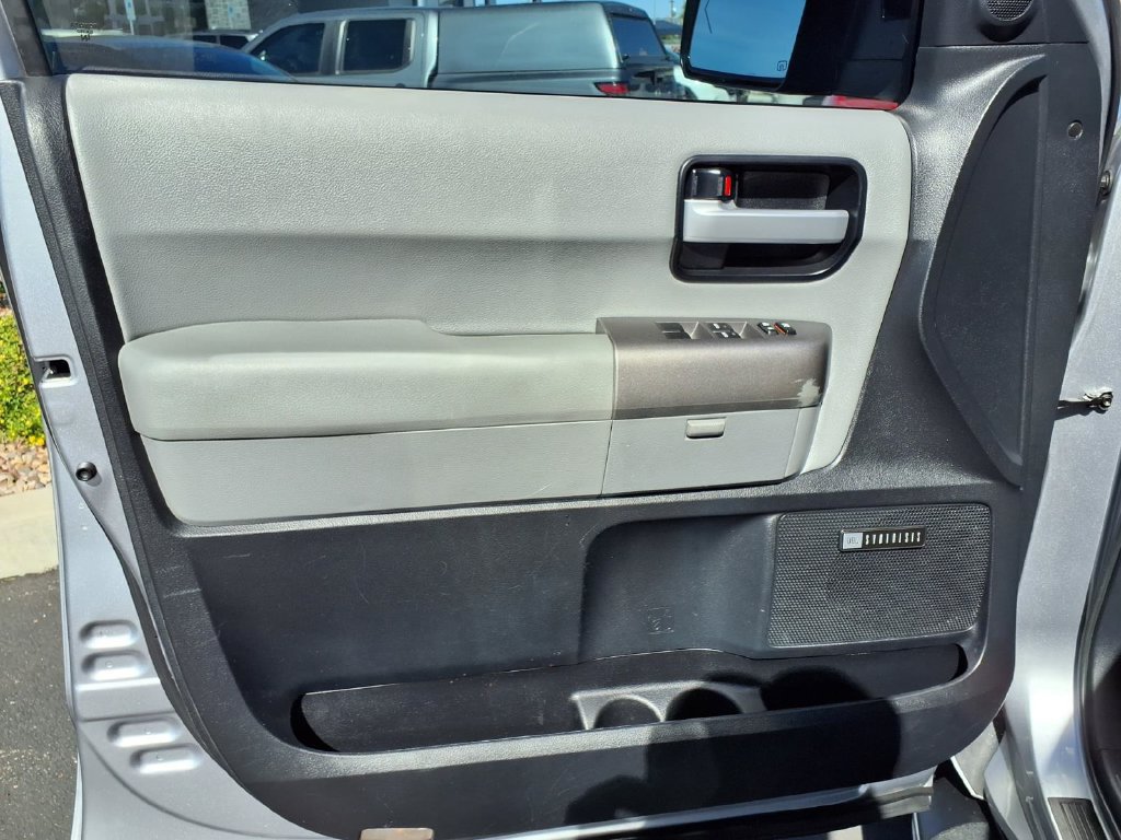 Used 2013 Toyota Sequoia Limited AWD/4WD image 24