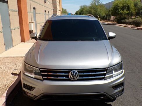 Used 2021 Volkswagen Tiguan S FWD image 2