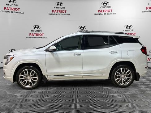 Used 2024 GMC Terrain Denali w/ Denali Premium Package image 6