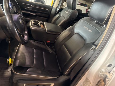 Used 2020 RAM 1500 Laramie AWD/4WD image 10