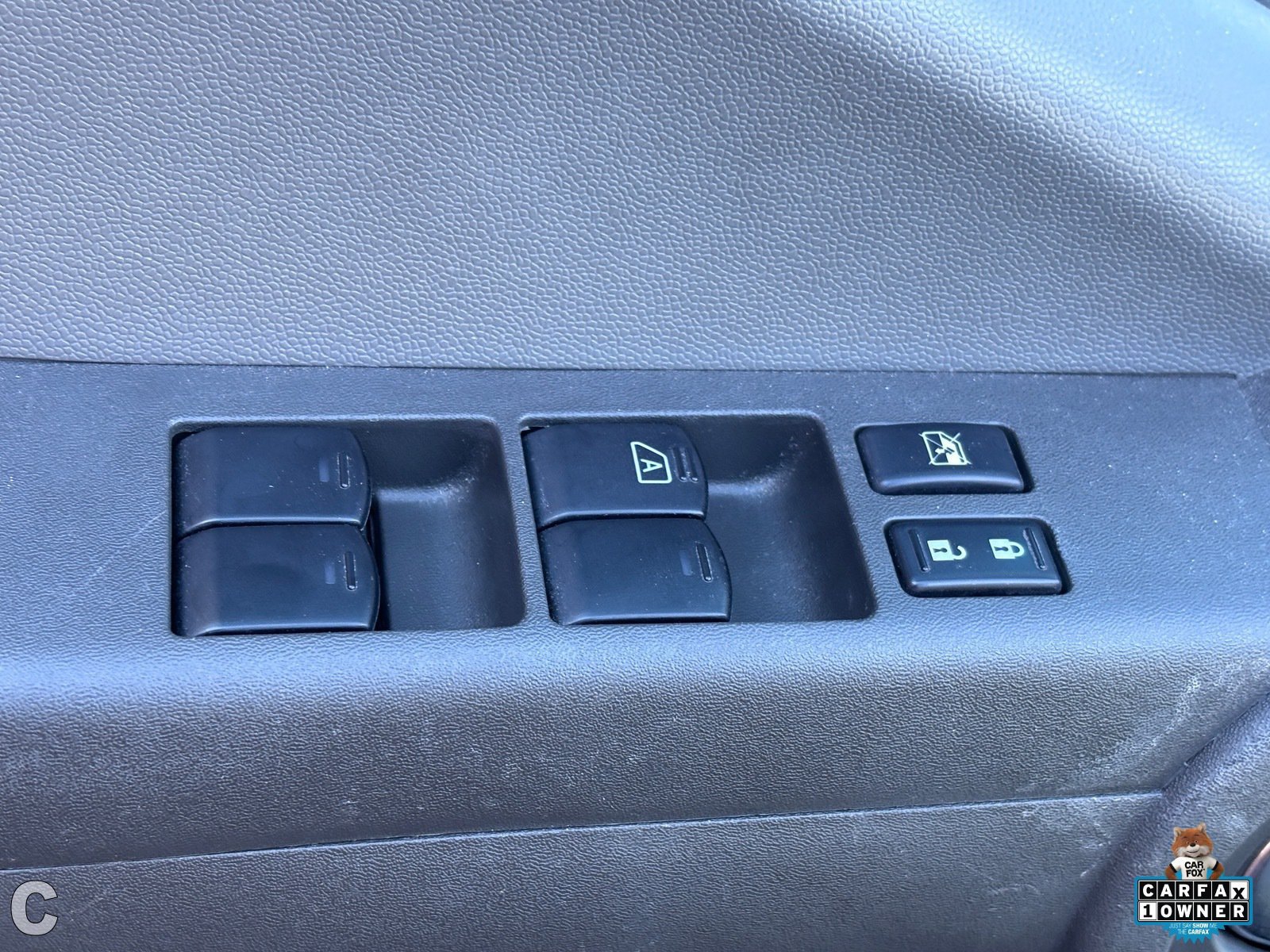 Used 2013 Nissan Xterra S w/ Value Package RWD image 15