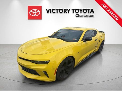 Used 2017 Chevrolet Camaro LT image 1