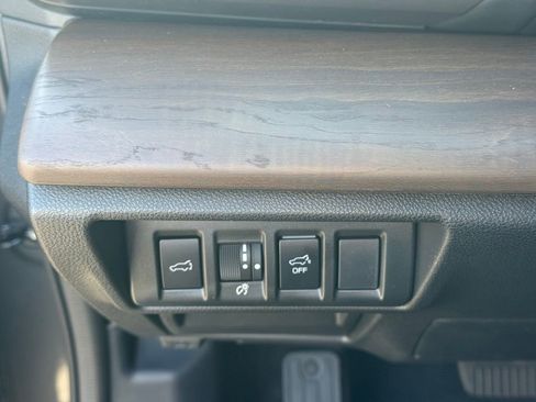 New 2025 Subaru Outback Touring XT image 10