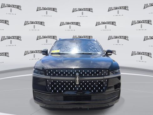 Used 2025 Lincoln Navigator L Black Label AWD/4WD image 8