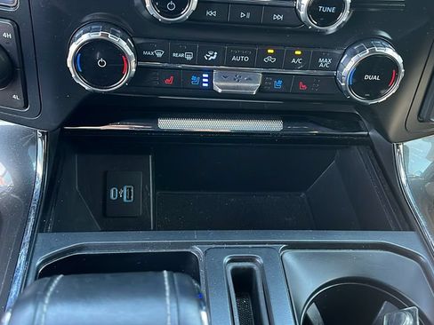 Used 2022 Ford F150 Lariat w/ Max Trailer Tow Package AWD/4WD image 15