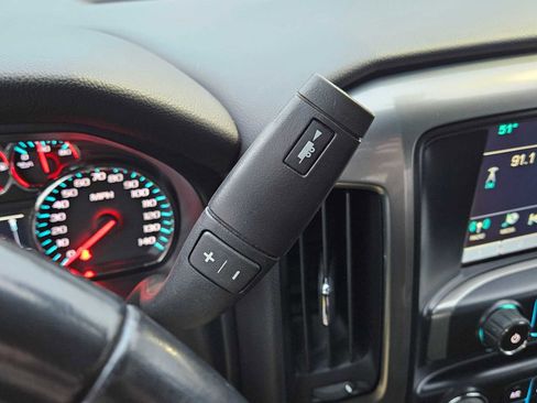 Used 2019 Chevrolet Silverado 1500 LT w/ All Star Edition image 31