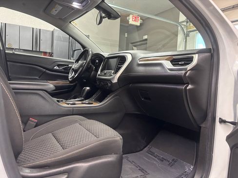Used 2019 GMC Acadia SLE FWD image 31