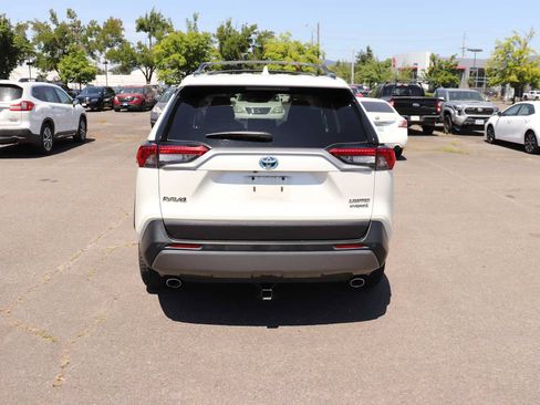 Used 2021 Toyota RAV4 Limited AWD/4WD image 6