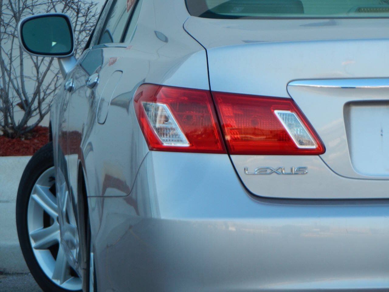 Used 2007 Lexus ES 350 w/ Premium Pkg FWD image 1
