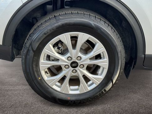 Used 2023 Ford Escape Active w/ Tech Pack #1 AWD/4WD image 8