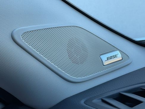 New 2026 Nissan Pathfinder SL image 32