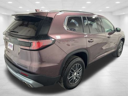 Used 2025 GMC Acadia Elevation image 4