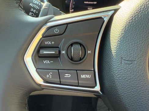 Used 2026 Acura MDX SH-AWD image 13