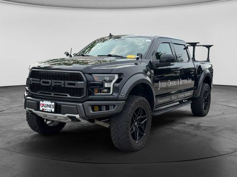 Used 2019 Ford F150 Raptor w/ Equipment Group 802A Luxury AWD/4WD image 4