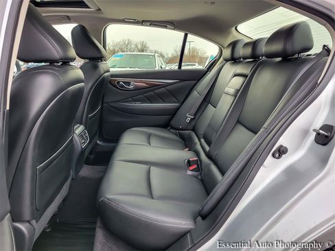 Used 2019 INFINITI Q50 Luxe w/ Essential Package (3.0T Luxe) image 11