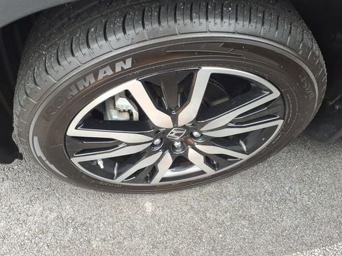 Certified 2021 Honda Pilot Touring image 6