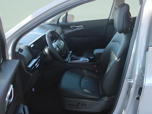 New 2026 Kia Sportage EX w/ EX Panorama Roof Package FWD image 36