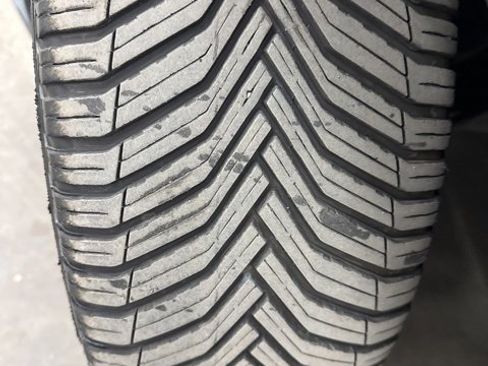 Used 2021 Toyota Sienna XSE image 7