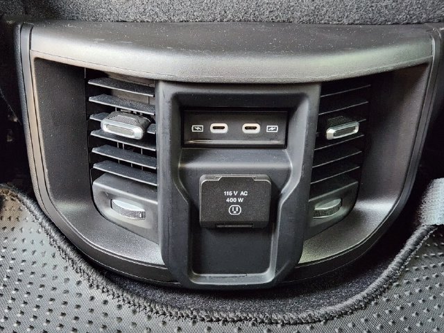 Used 2026 RAM 2500 Laramie AWD/4WD image 39
