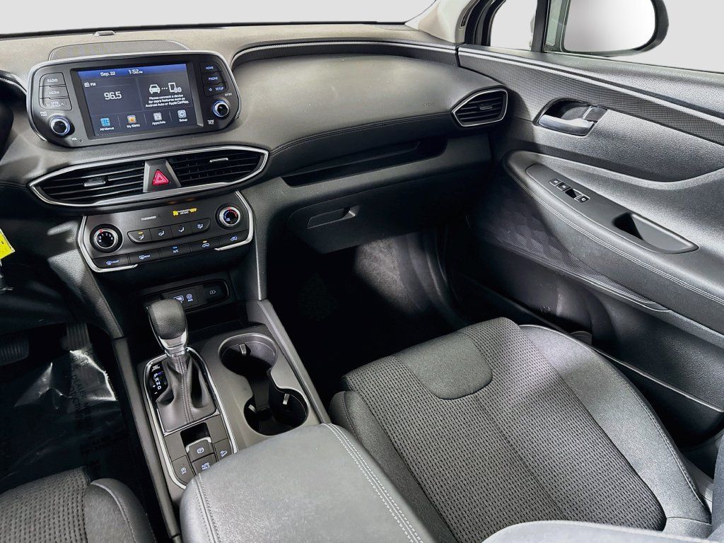 Used 2020 Hyundai Santa Fe SE AWD/4WD image 24