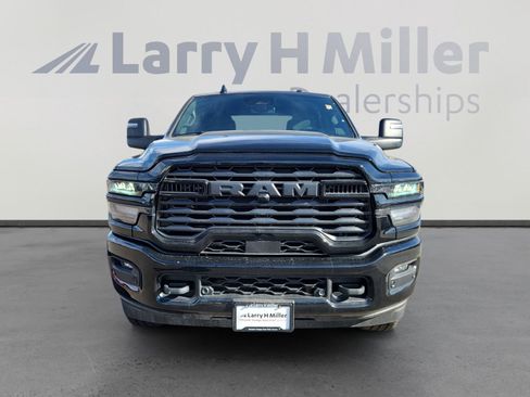 New 2025 RAM 2500 Big Horn image 8