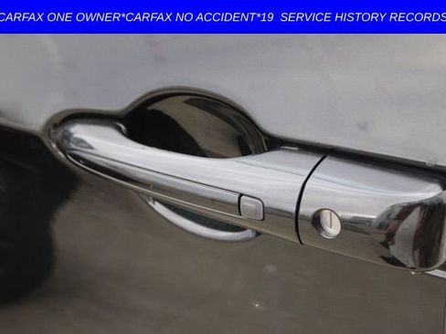 Used 2018 Chrysler Pacifica Limited w/ Advanced Safetytec Group image 14