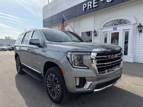 Certified 2023 GMC Yukon SLT w/ SLT Premium Package image 5