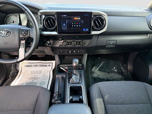 Used 2019 Toyota Tacoma TRD Sport RWD image 17