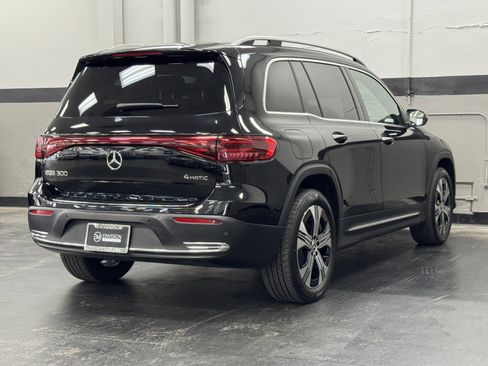 Certified 2024 Mercedes-Benz EQB 300 4MATIC image 11