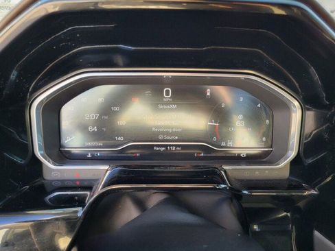 Used 2024 GMC Sierra 1500 SLT w/ SLT Premium Plus Package image 17