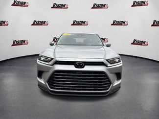 Used 2025 Toyota Grand Highlander AWD video 2