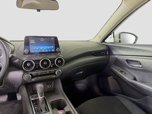 Used 2024 Nissan Sentra SV image 24