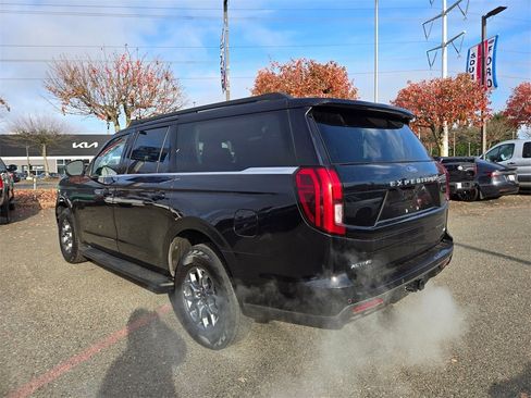 Used 2025 Ford Expedition Max Active image 7