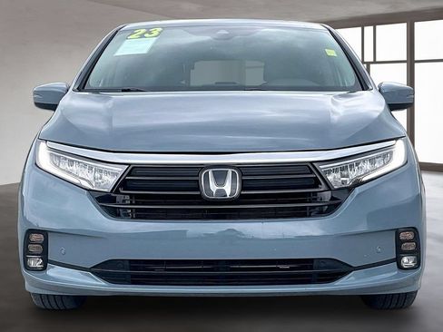 Used 2023 Honda Odyssey Touring image 2
