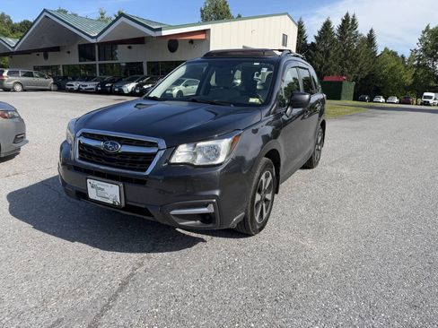 Used 2018 Subaru Forester 2.5i Premium w/ All-Weather Package AWD/4WD image 1