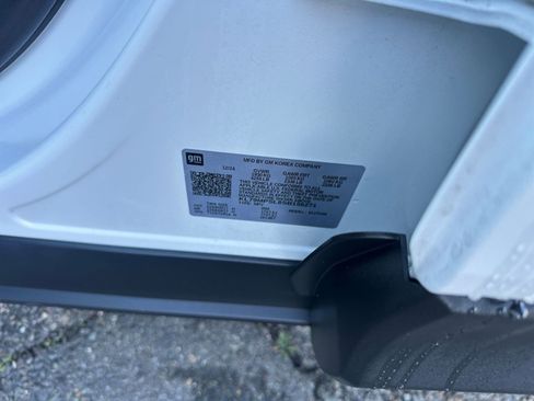 Used 2025 Chevrolet TrailBlazer LT image 29