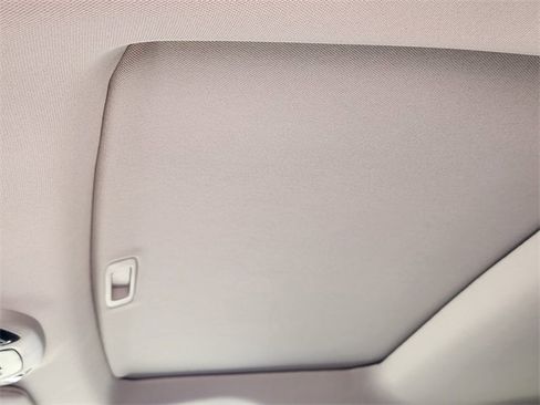 Used 2025 Subaru Outback Touring image 27