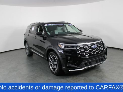 Used 2025 Ford Explorer Platinum w/ Ultimate Package AWD/4WD image 4
